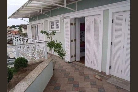 Casa para alugar com 600m², 5 quartos e 6 vagas