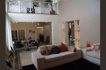 Casa para alugar com 600m², 5 quartos e 6 vagas