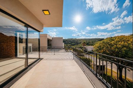 Casa à venda com 335m², 5 quartos e 4 vagas