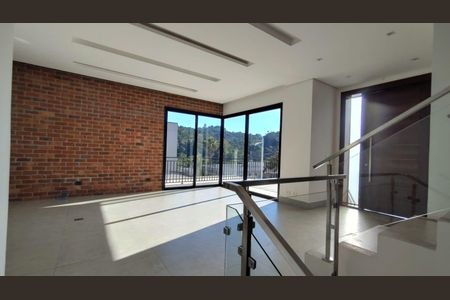 Casa à venda com 335m², 5 quartos e 4 vagas