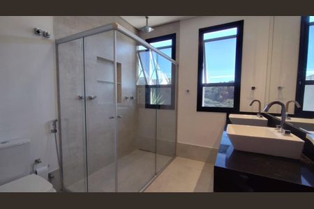 Casa à venda com 335m², 5 quartos e 4 vagas