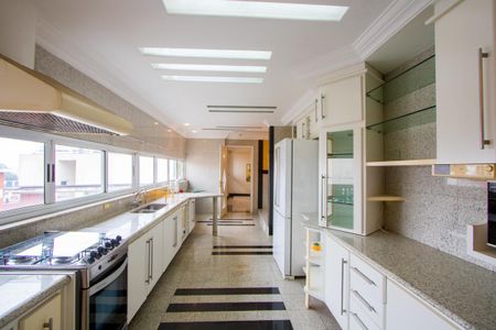 Apartamento à venda com 296m², 4 quartos e 4 vagas