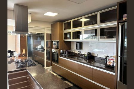 Apartamento à venda com 2 quartos, 84m² em Vila Suzana, São Paulo