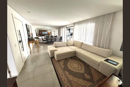 Apartamento à venda com 209m², 3 quartos e 4 vagas