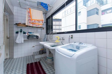 Apartamento à venda com 4 quartos, 189m² em Vila Madalena, São Paulo