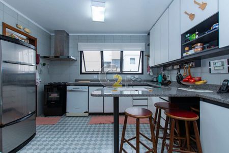 Apartamento à venda com 4 quartos, 189m² em Vila Madalena, São Paulo