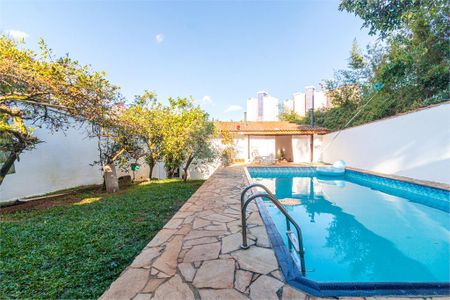 Casa à venda com 3 quartos, 200m² em Santo Amaro, São Paulo