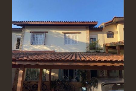 Casa à venda com 3 quartos, 245m² em Jardim Pinheiros, São Paulo