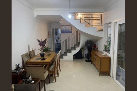 Casa à venda com 3 quartos, 247m² em Jardim Pinheiros, São Paulo