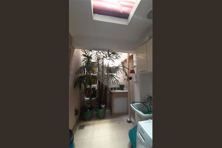 Casa à venda com 2 quartos, 160m² em Parque Sao Domingos, São Paulo