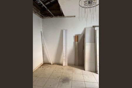 Casa à venda com 300m², 5 quartos e 2 vagas
