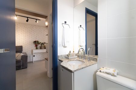 Apartamento à venda com 56m², 2 quartos e 1 vaga Apartamento à venda com 56m², 2 quartos e 1 vagaBanheiro