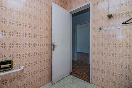 Casa para alugar com 110m², 2 quartos e 1 vaga Casa para alugar com 110m², 2 quartos e 1 vagaBanheiro