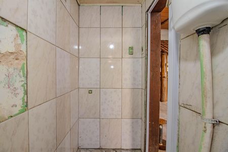 Casa para alugar com 110m², 2 quartos e 1 vaga Casa para alugar com 110m², 2 quartos e 1 vagaBanheiro Auxiliar ( Área Comum)