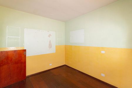 Casa para alugar com 276m², 5 quartos e 3 vagas Casa para alugar com 276m², 5 quartos e 3 vagasQuarto 2