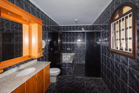 Casa para alugar com 276m², 5 quartos e 3 vagas Casa para alugar com 276m², 5 quartos e 3 vagasBanheiro da suíte