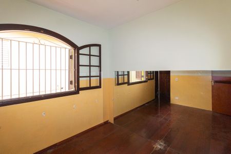 Casa para alugar com 276m², 5 quartos e 3 vagas Casa para alugar com 276m², 5 quartos e 3 vagasSuíte