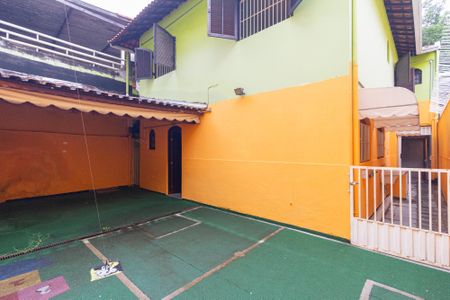 Casa para alugar com 276m², 5 quartos e 3 vagas Casa para alugar com 276m², 5 quartos e 3 vagasQuintal