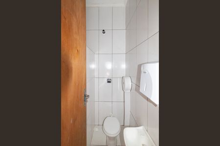 Casa para alugar com 276m², 5 quartos e 3 vagas Casa para alugar com 276m², 5 quartos e 3 vagasLavabo