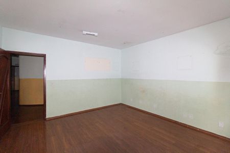 Casa para alugar com 276m², 5 quartos e 3 vagas Casa para alugar com 276m², 5 quartos e 3 vagasQuarto 1