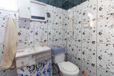 Casa à venda com 147m², 2 quartos e 2 vagasBanheiro