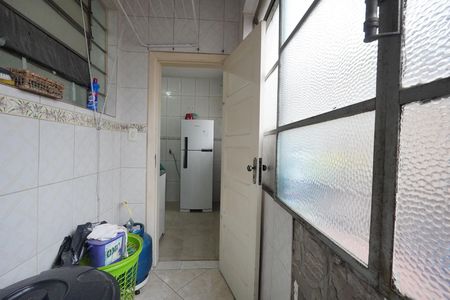 Apartamento à venda com 77m², 2 quartos e sem vagaÁrea de Serviço