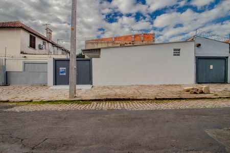 Casa para alugar com 80m², 2 quartos e 1 vagaFachada