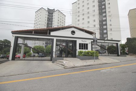 Apartamento à venda com 60m², 3 quartos e 1 vagaFachada e portaria