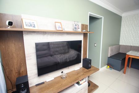 Apartamento à venda com 60m², 3 quartos e 1 vaga Apartamento à venda com 60m², 3 quartos e 1 vagaSala