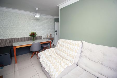 Apartamento à venda com 60m², 3 quartos e 1 vaga Apartamento à venda com 60m², 3 quartos e 1 vagaSala