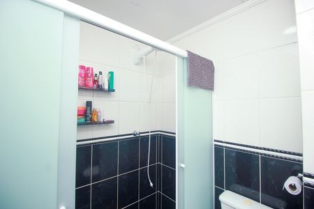 Apartamento à venda com 60m², 3 quartos e 1 vaga Apartamento à venda com 60m², 3 quartos e 1 vagaBanheiro
