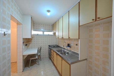 Apartamento à venda com 65m², 2 quartos e 1 vaga Apartamento à venda com 65m², 2 quartos e 1 vagaCozinha