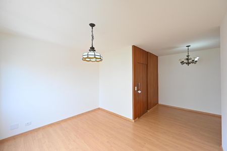 Apartamento à venda com 65m², 2 quartos e 1 vaga Apartamento à venda com 65m², 2 quartos e 1 vagaSala