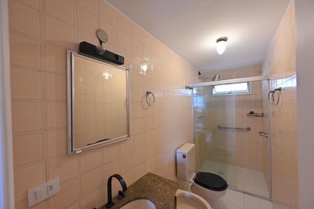 Apartamento à venda com 65m², 2 quartos e 1 vaga Apartamento à venda com 65m², 2 quartos e 1 vagaBanheiro Social