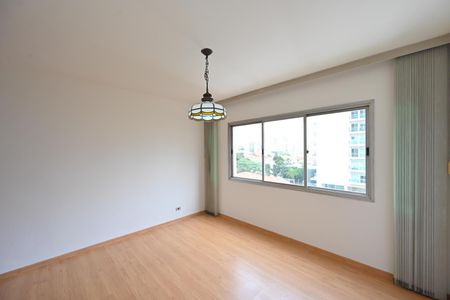 Apartamento à venda com 65m², 2 quartos e 1 vaga Apartamento à venda com 65m², 2 quartos e 1 vagaSala