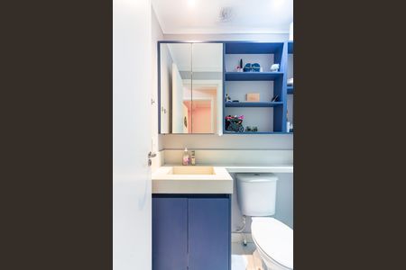 Apartamento à venda com 46m², 2 quartos e 1 vaga Apartamento à venda com 46m², 2 quartos e 1 vagaBanheiro