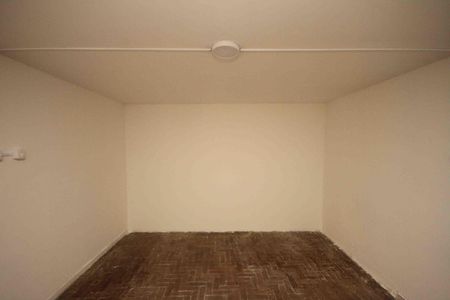 Casa à venda com 100m², 2 quartos e 1 vaga