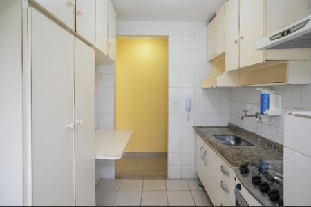 Apartamento à venda com 53m², 2 quartos e 1 vagaCozinha