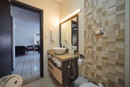 Casa para alugar com 130m², 2 quartos e 1 vagaBanheiro Social