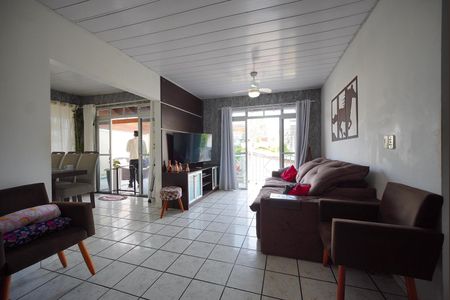 Casa para alugar com 130m², 2 quartos e 1 vagaSala