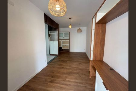 Apartamento para alugar com 57m², 1 quarto e 1 vagaStudio