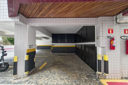 Apartamento para alugar com 112m², 2 quartos e 1 vaga Apartamento para alugar com 112m², 2 quartos e 1 vagaGaragem