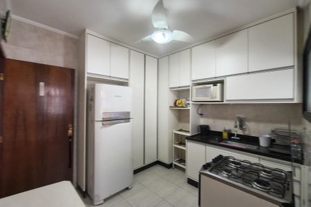 Apartamento para alugar com 112m², 2 quartos e 1 vaga Apartamento para alugar com 112m², 2 quartos e 1 vagaCozinha