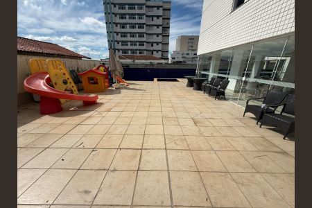 Apartamento à venda com 138m², 4 quartos e 2 vagas Apartamento à venda com 138m², 4 quartos e 2 vagasPlayground