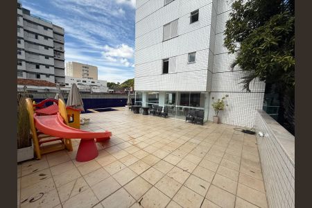 Apartamento à venda com 138m², 4 quartos e 2 vagas Apartamento à venda com 138m², 4 quartos e 2 vagasPlayground