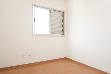 Apartamento para alugar com 93m², 3 quartos e 2 vagas Apartamento para alugar com 93m², 3 quartos e 2 vagasQuarto 1