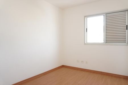 Apartamento para alugar com 93m², 3 quartos e 2 vagas Apartamento para alugar com 93m², 3 quartos e 2 vagasQuarto 1