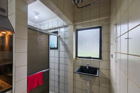 Apartamento para alugar com 67m², 2 quartos e 1 vagaÁrea de Serviço