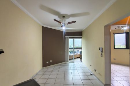 Sala de apartamento para alugar com 2 quartos, 67m² em Vila Caiçara, Praia Grande