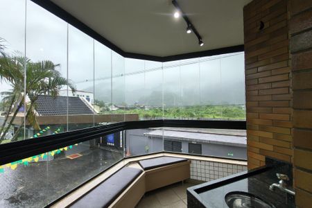 Apartamento para alugar com 67m², 2 quartos e 1 vagaSacada 